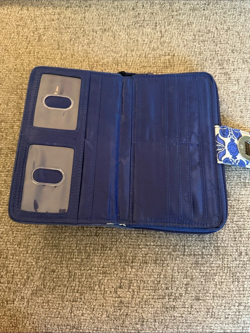 Vera Bradley Blue and Cream Quilted Floral Wallet - Picture 6 of 9